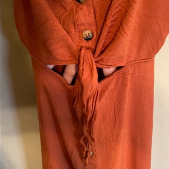 Women’s dress size out I would say small see pics - Picture 3 of 5